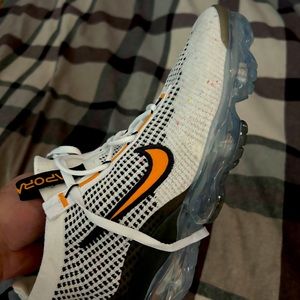 Nike sneakers size 11.5 brand new